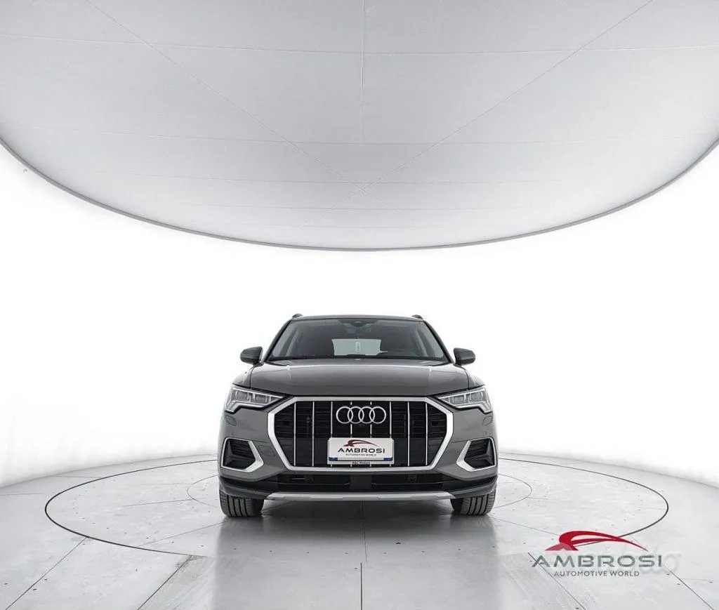 Audi Q3 2023 photo 5
