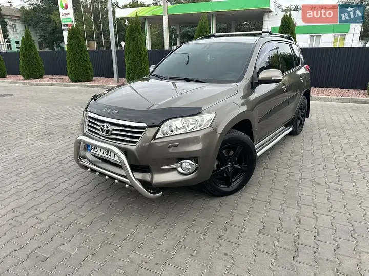 Toyota Rav4 2010 photo 4