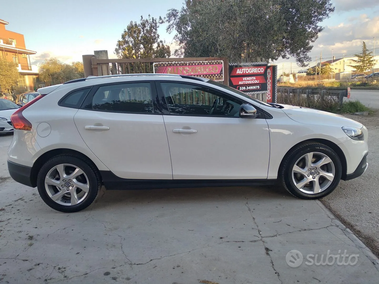 Volvo V40 2015 photo 4