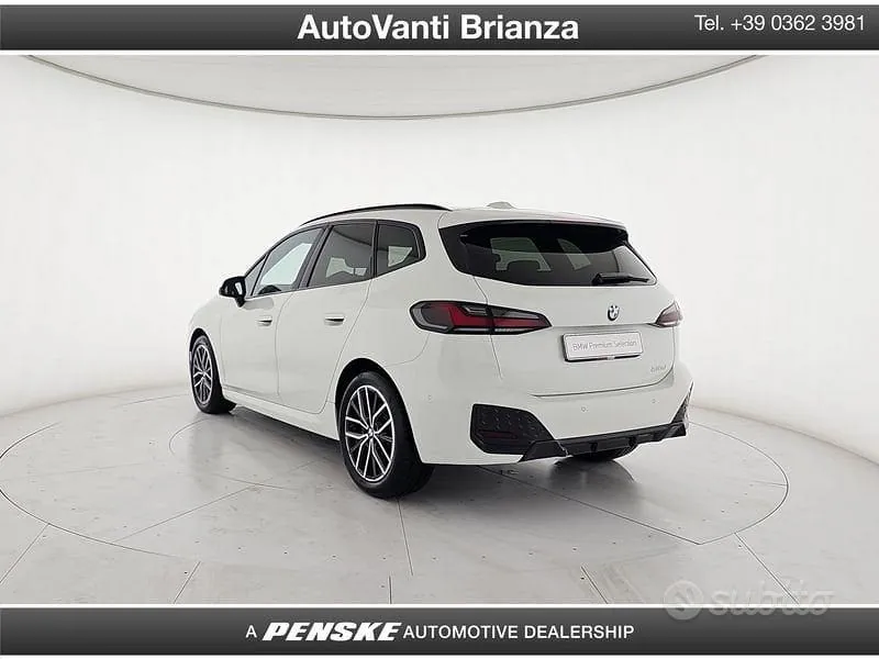 BMW Active Tourer 2025 photo 4