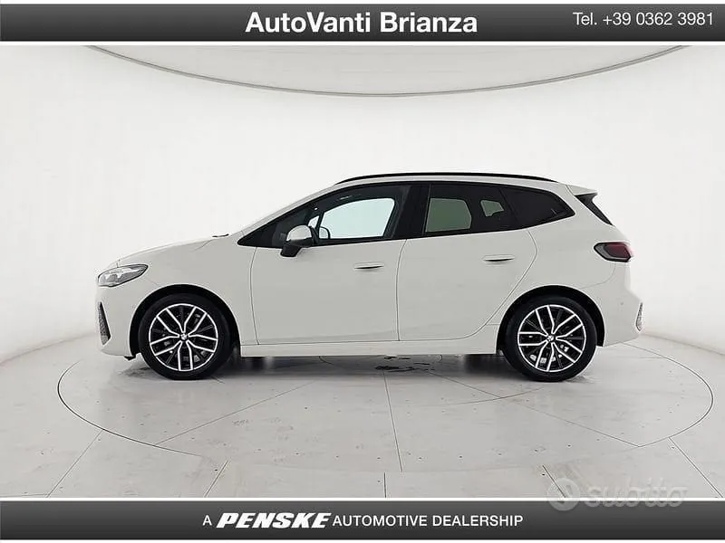 BMW Active Tourer 2025 photo 3
