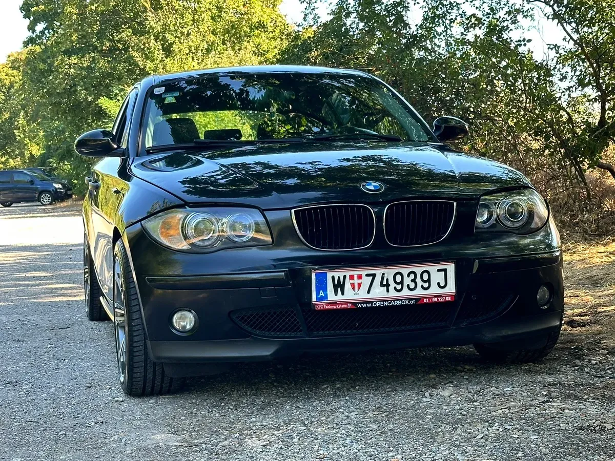 BMW 1 Series 2006 photo 2
