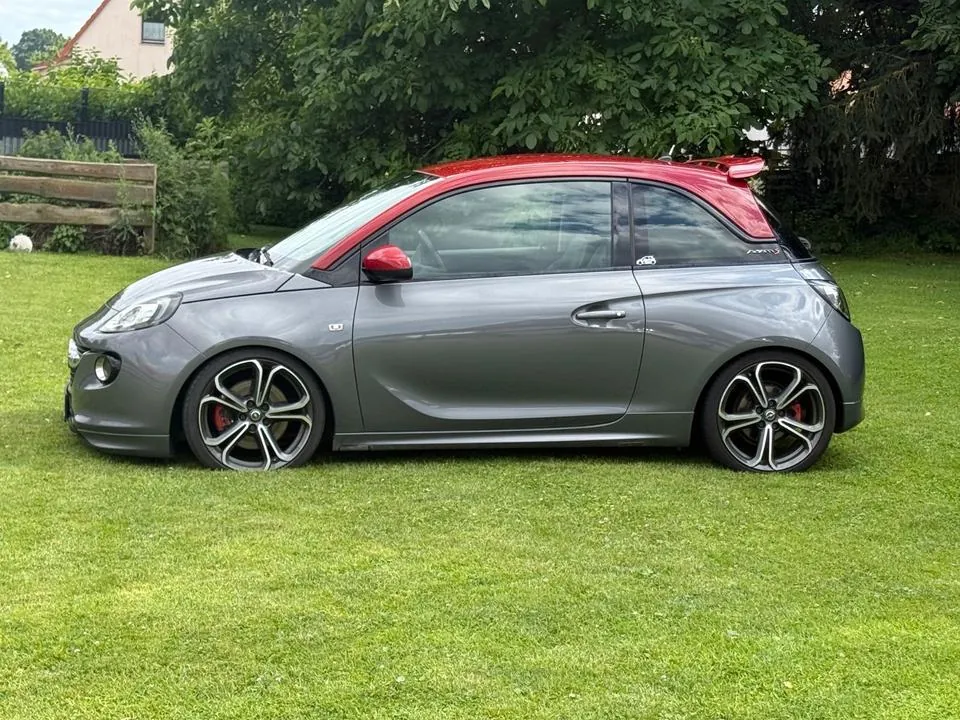 Opel Adam S