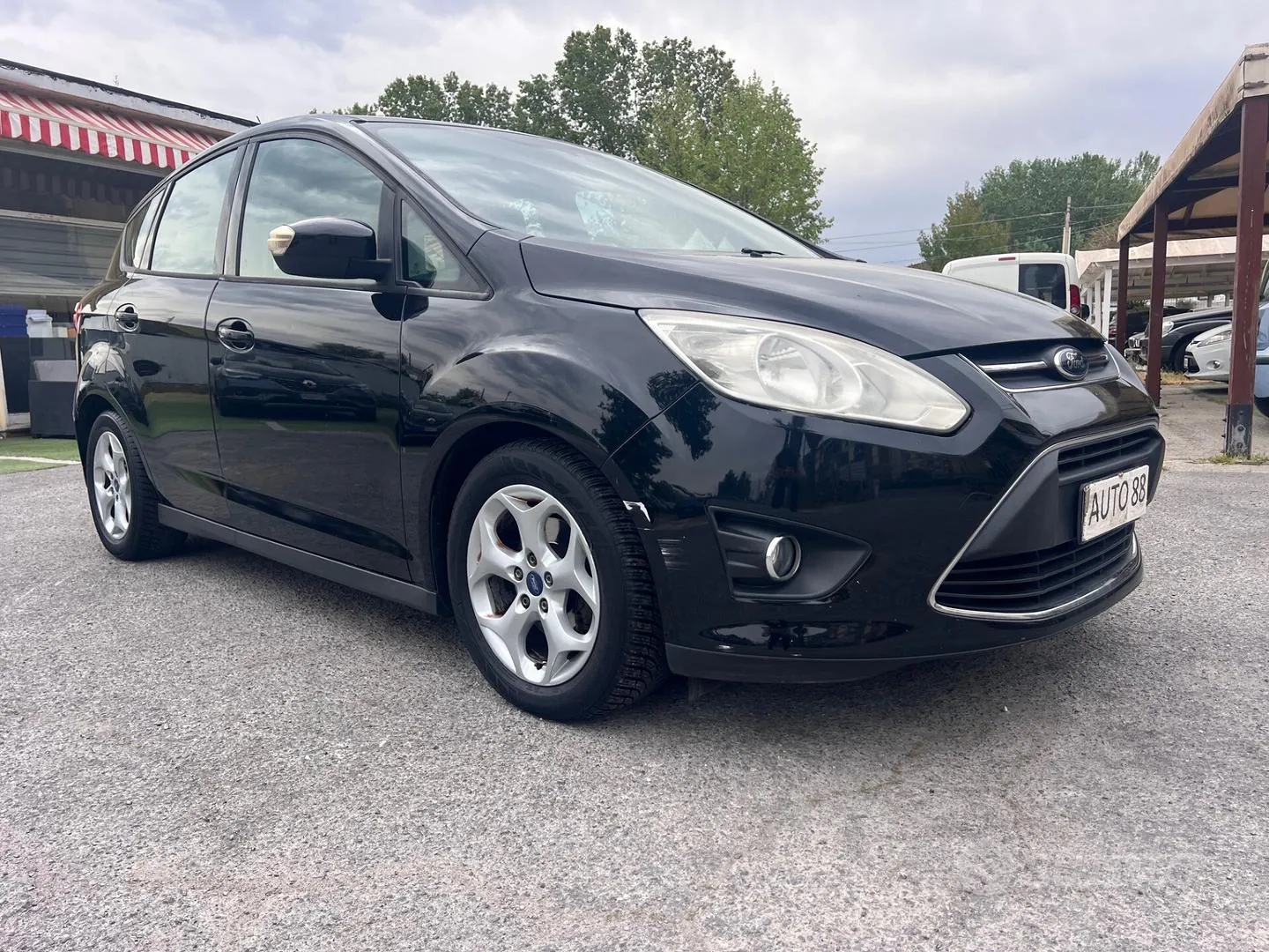 Ford C-Max 2011 photo 2