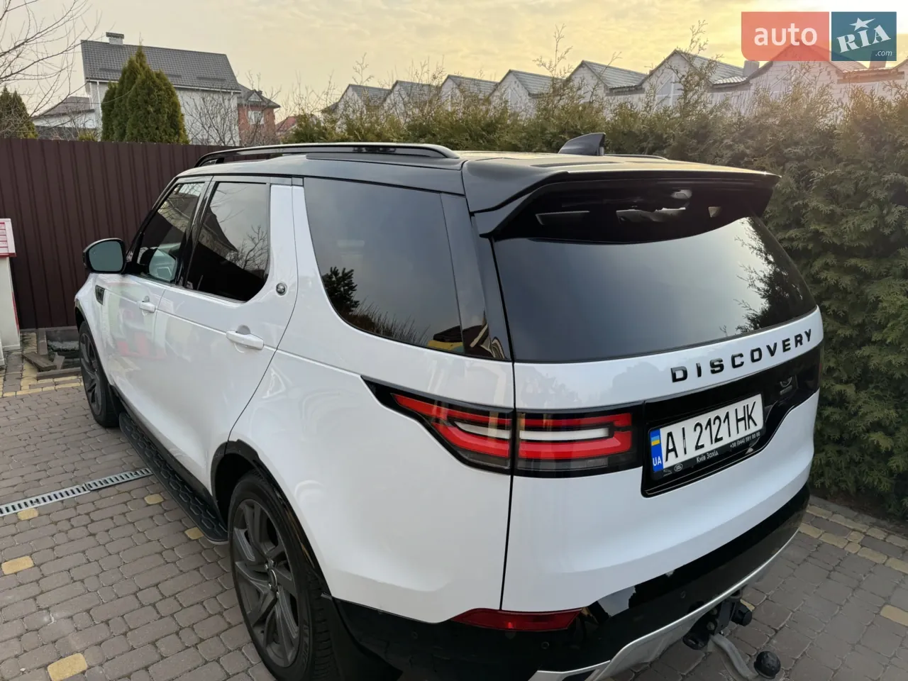 Land Rover Discovery 2017 photo 4