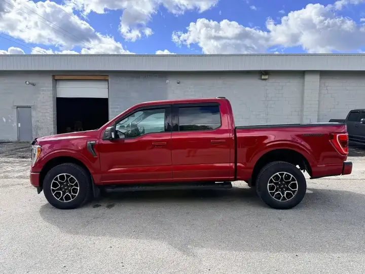 Ford F-150 2022 photo 2