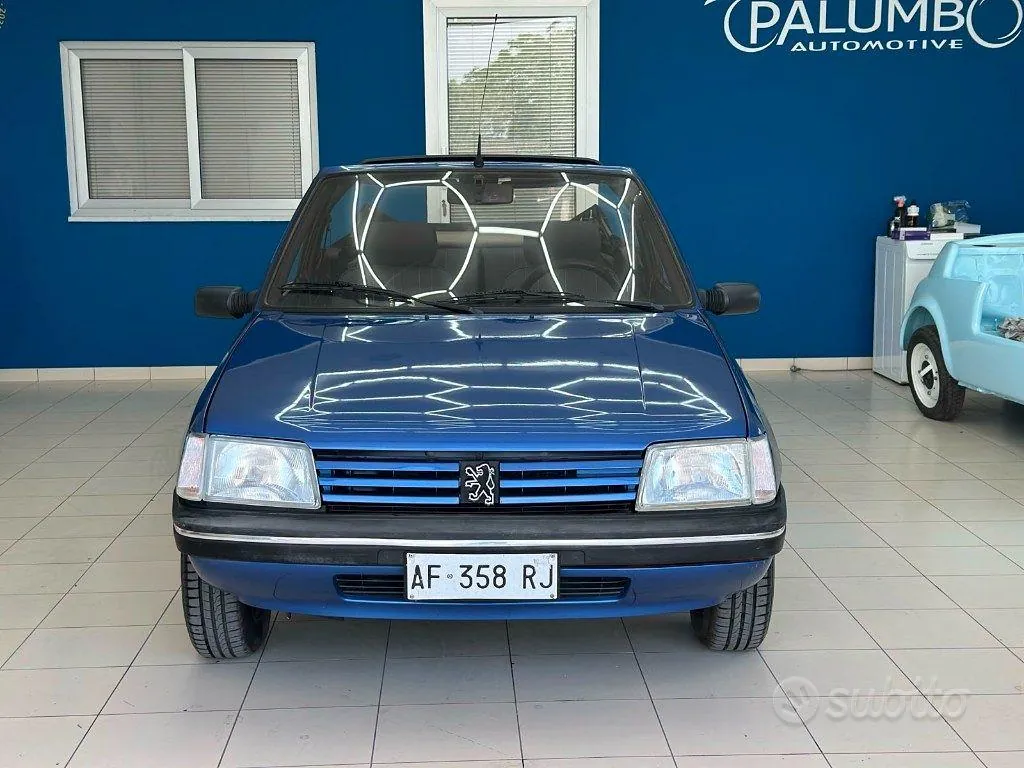Peugeot 205 1993 photo 2