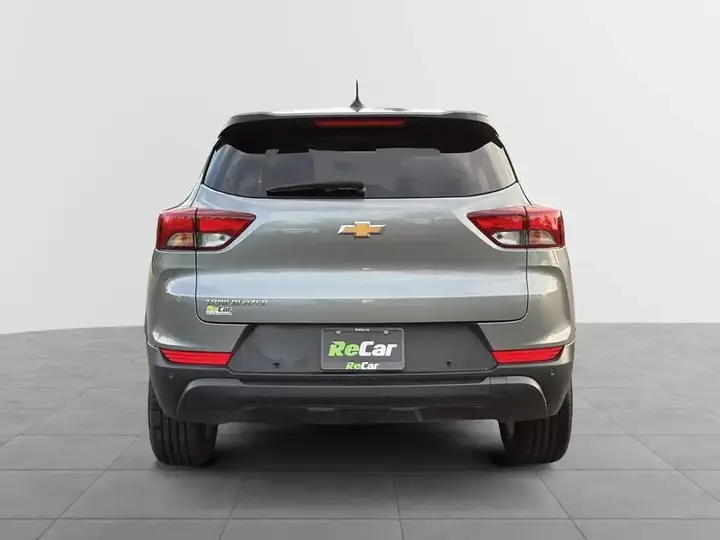 Chevrolet Trailblazer 2024 photo 3