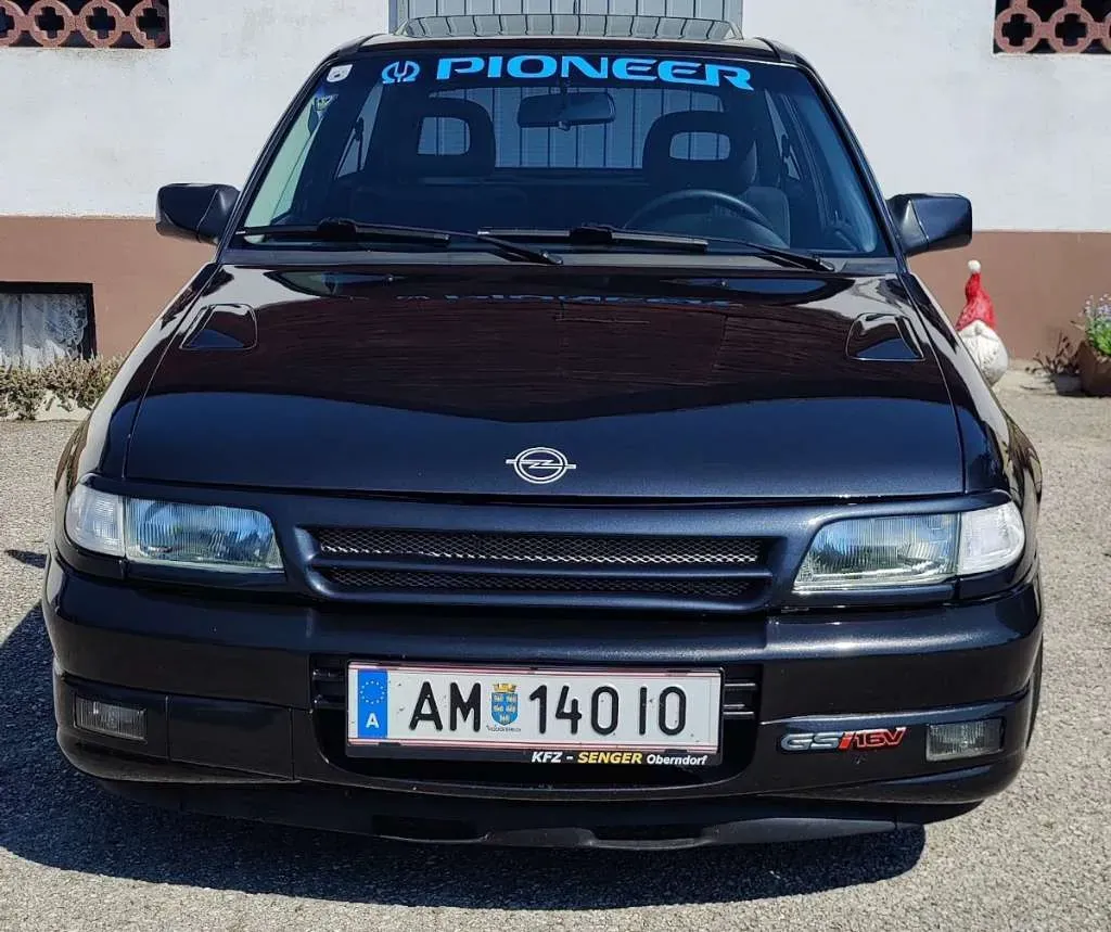 Opel Astra 1991 photo 3