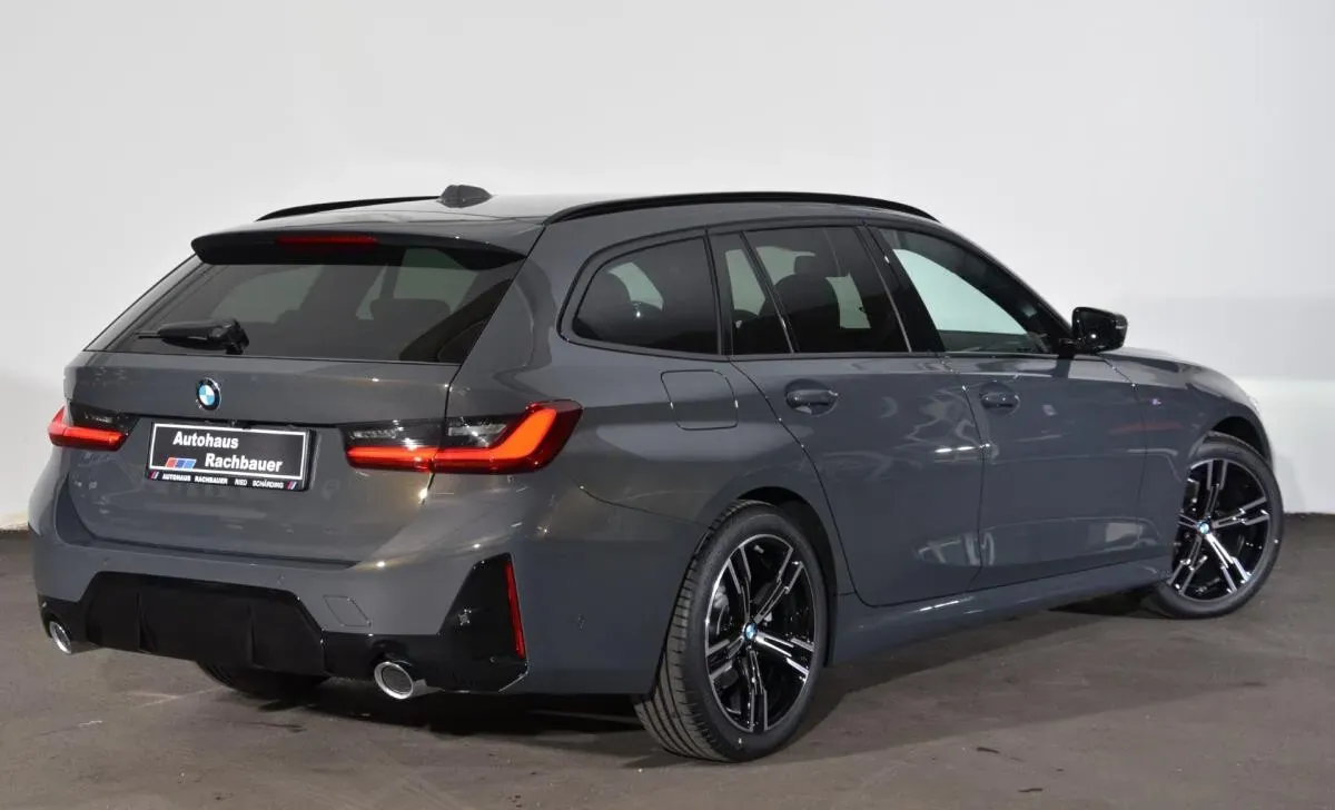 BMW 3 Series 2025 photo 2