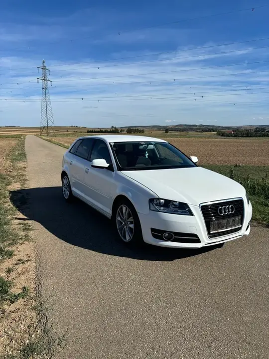 Audi A3 Sportback 2012 photo 3