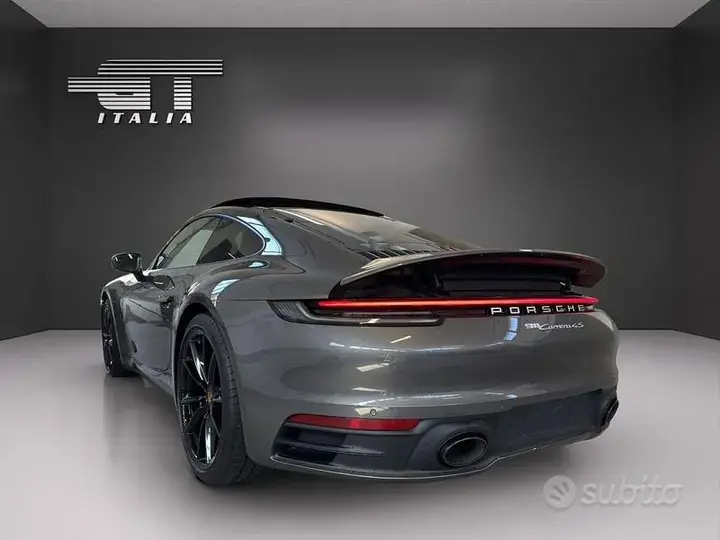 Porsche 911 2023 photo 5