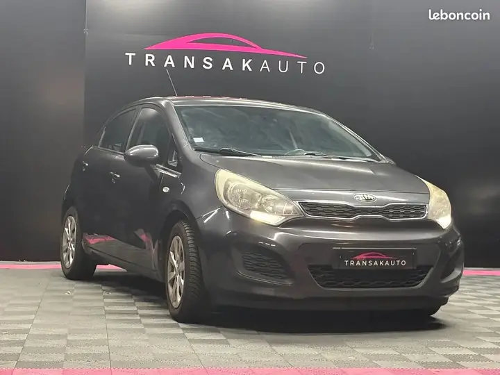 Kia Rio 2014 photo 5