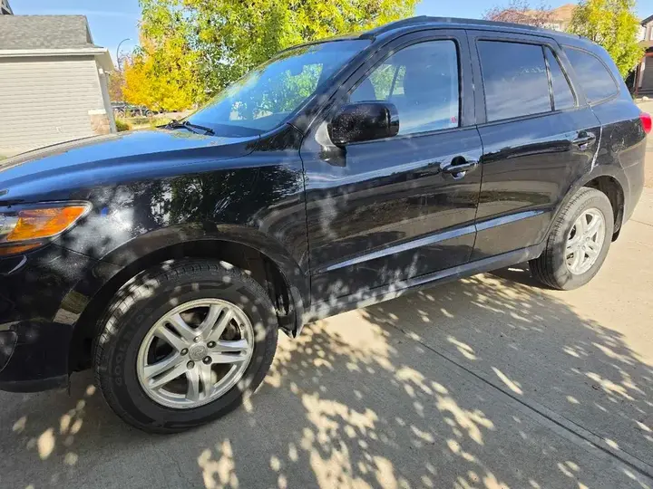 Hyundai Santa Fe 2011 photo 4