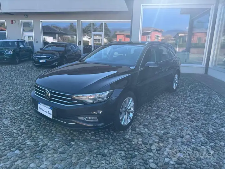 Volkswagen Passat 2021 photo 2