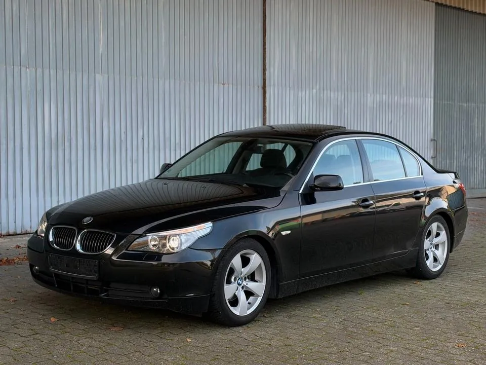 BMW 520I E60