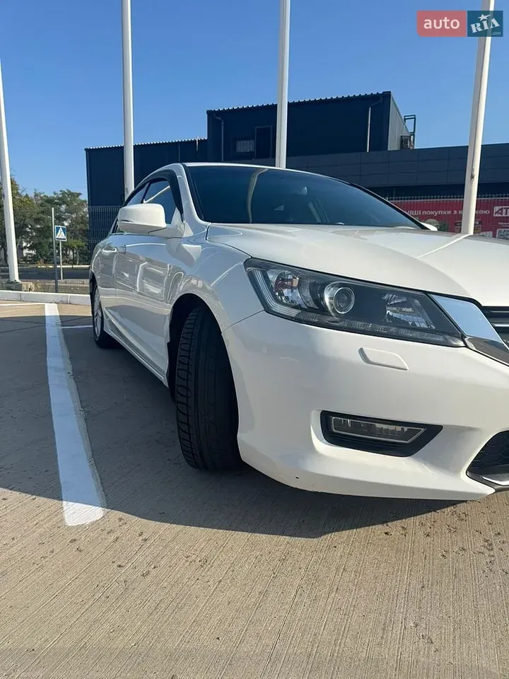 Honda Accord 2013 photo 3