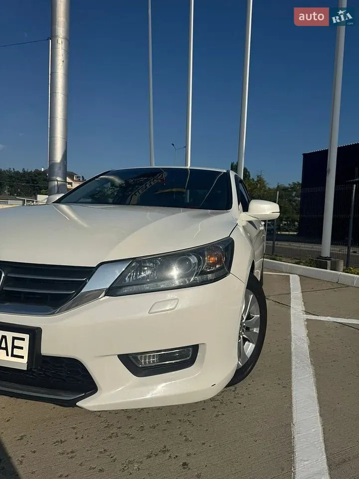 Honda Accord 2013 photo 4