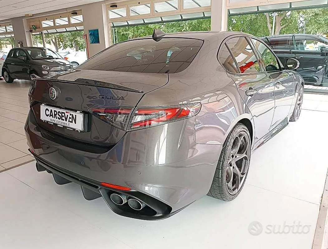 Alfa Romeo Giulia 2021 photo 5