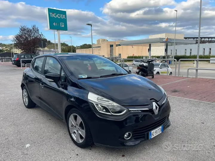 Renault Clio 2014 photo 4
