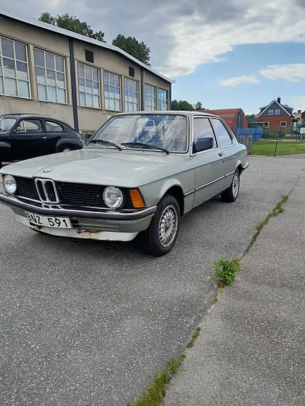 BMW 318I 1983 photo 5