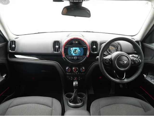 Mini Cupra D Crossover All4 2018 photo 4
