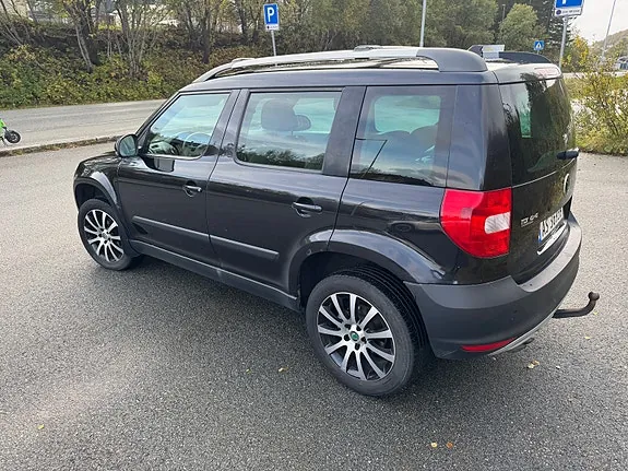 Skoda Yeti 2013 photo 4