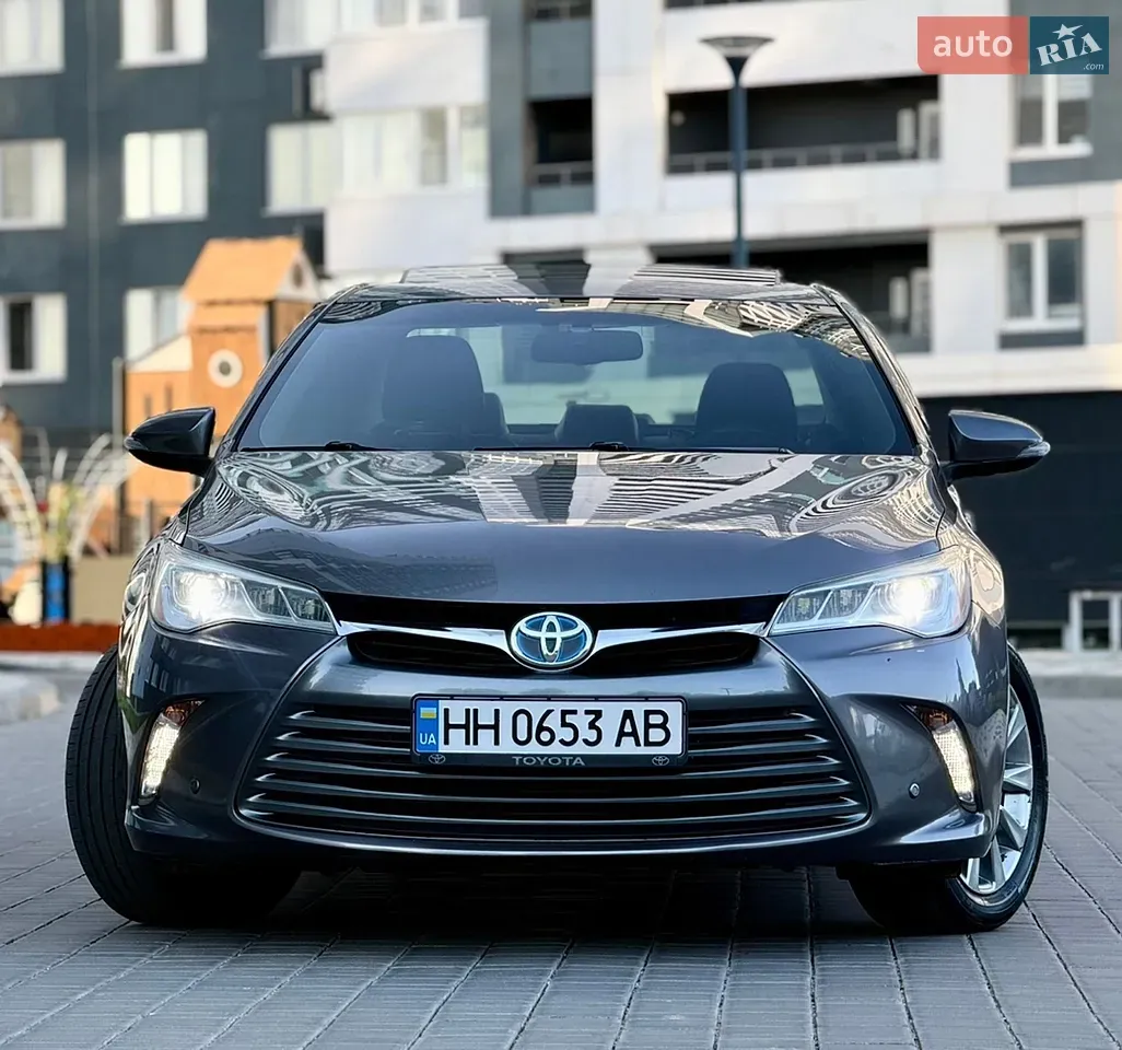 Toyota Camry 2016 photo 2