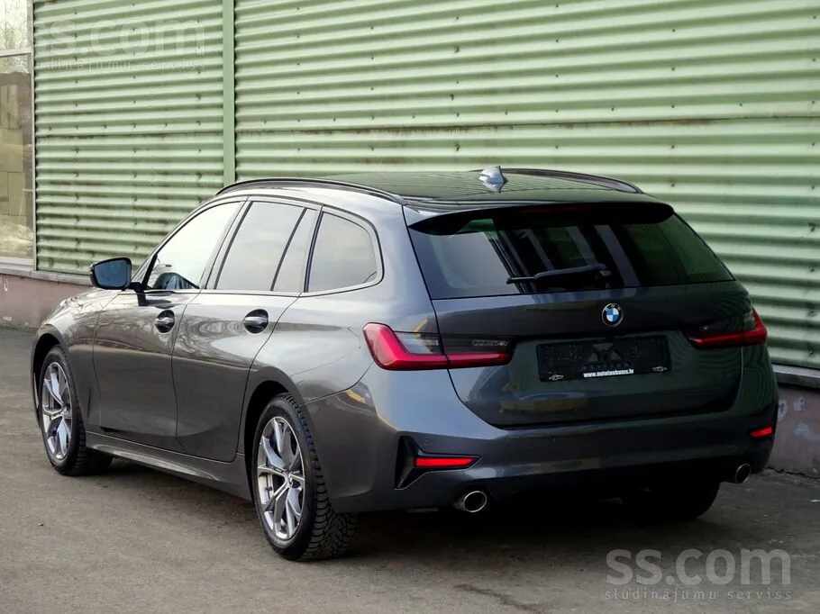 BMW 318 2022 photo 4