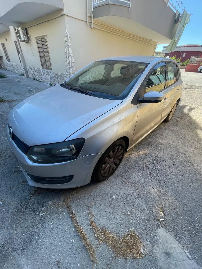Volkswagen Polo 2010 photo 2
