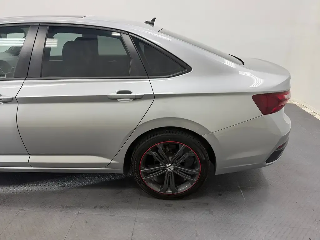 Volkswagen Jetta 2022 photo 4