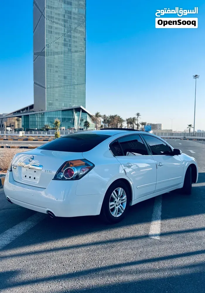 Nissan Altima 2013 photo 5
