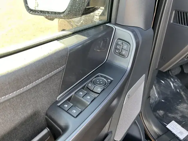 Ford F-150 2026 photo 5