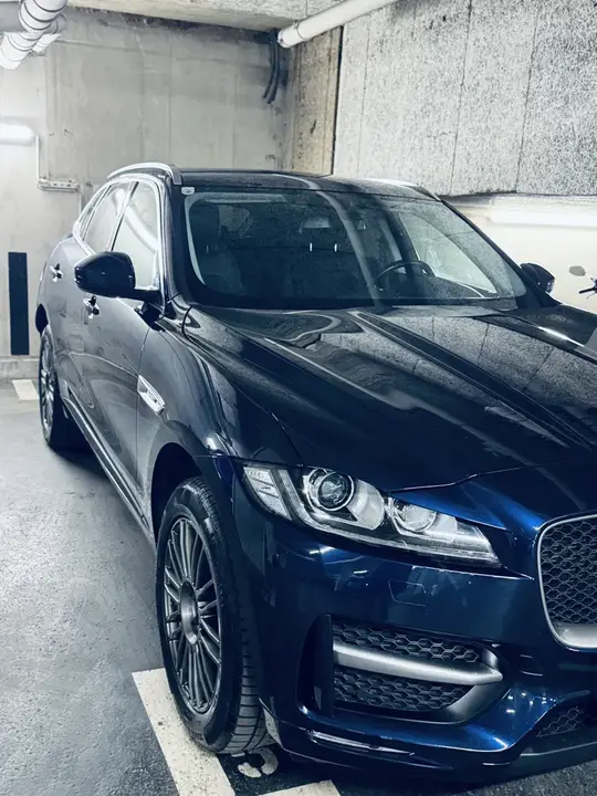 Jaguar F-Pace 2017 photo 2