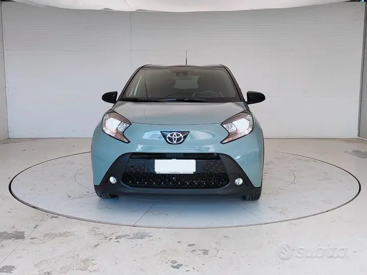 Toyota Aygo 2024 photo 2