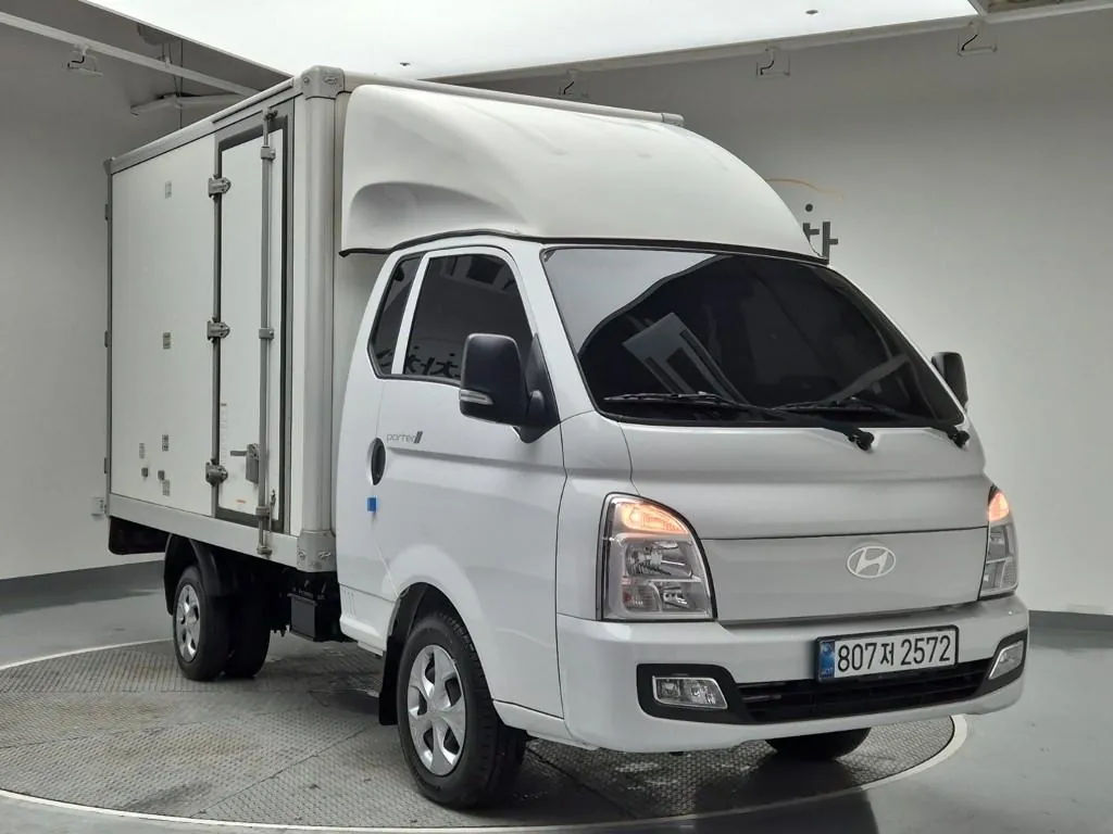 Hyundai Porter 2024 photo 4