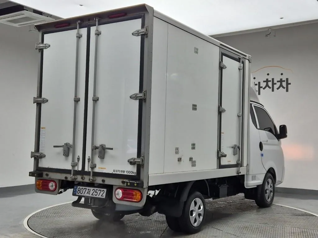 Hyundai Porter 2024 photo 3