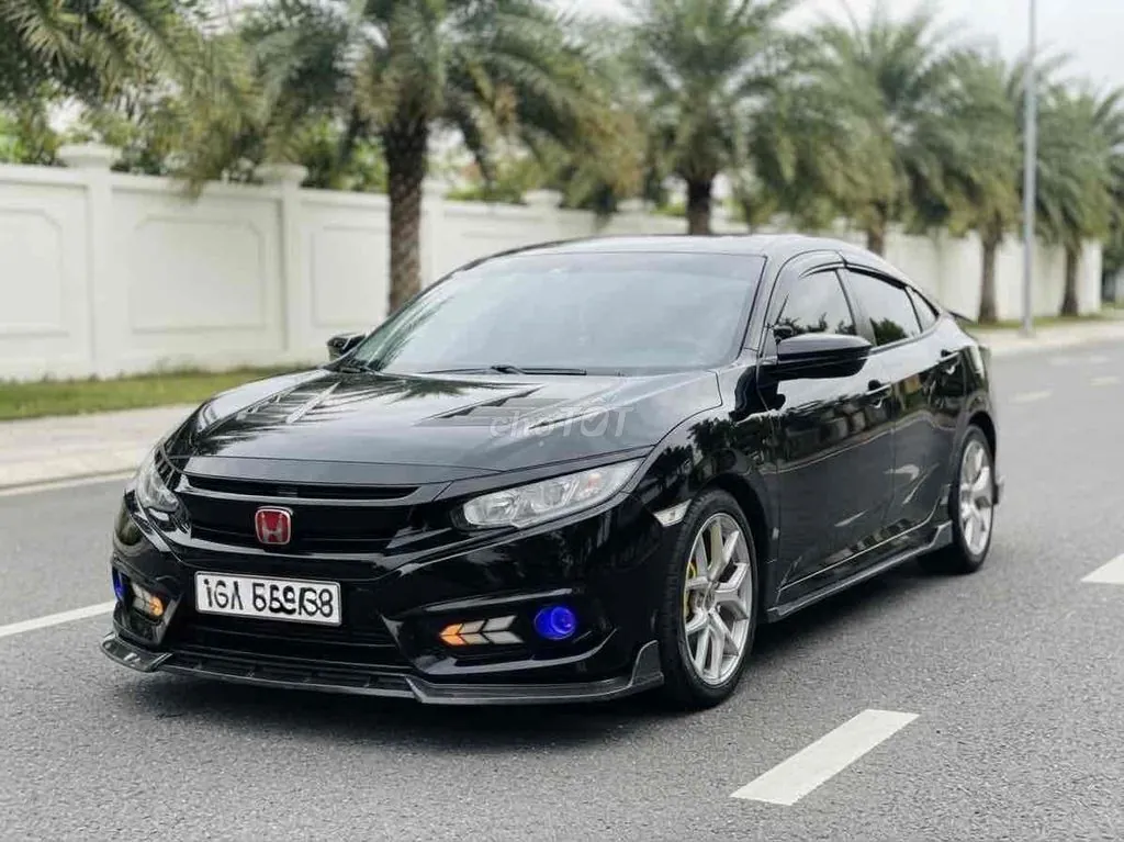 Honda Civic 2019 photo 5