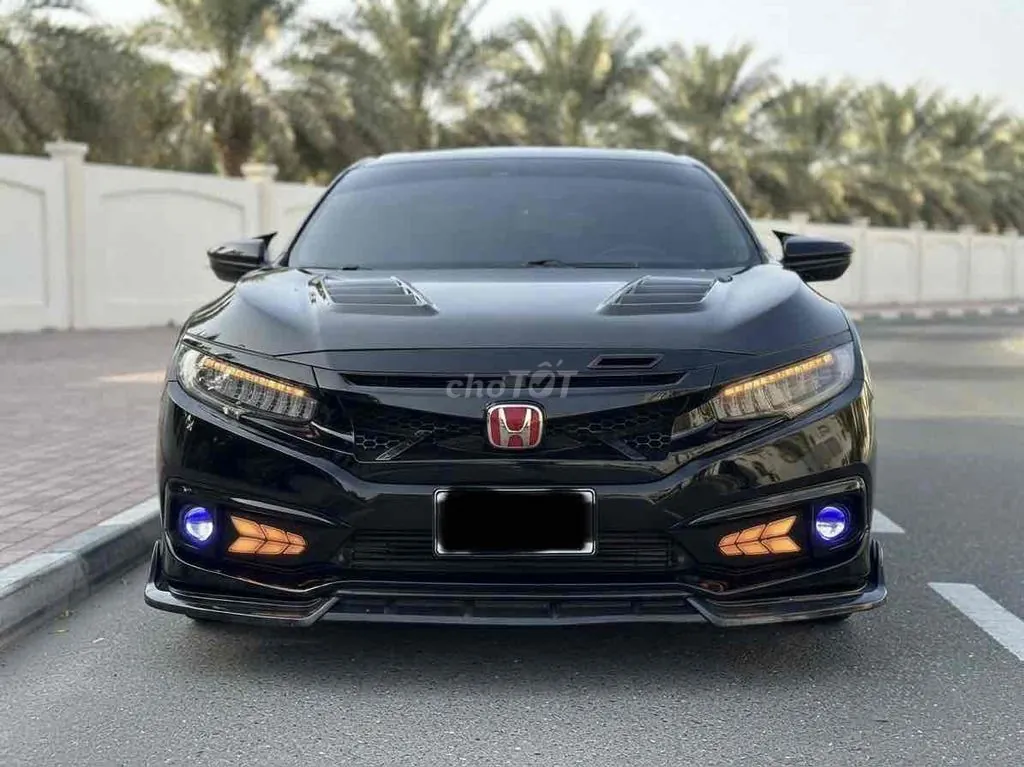 Honda Civic 2019 photo 3