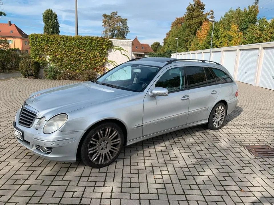 Mercedes-Benz E 280