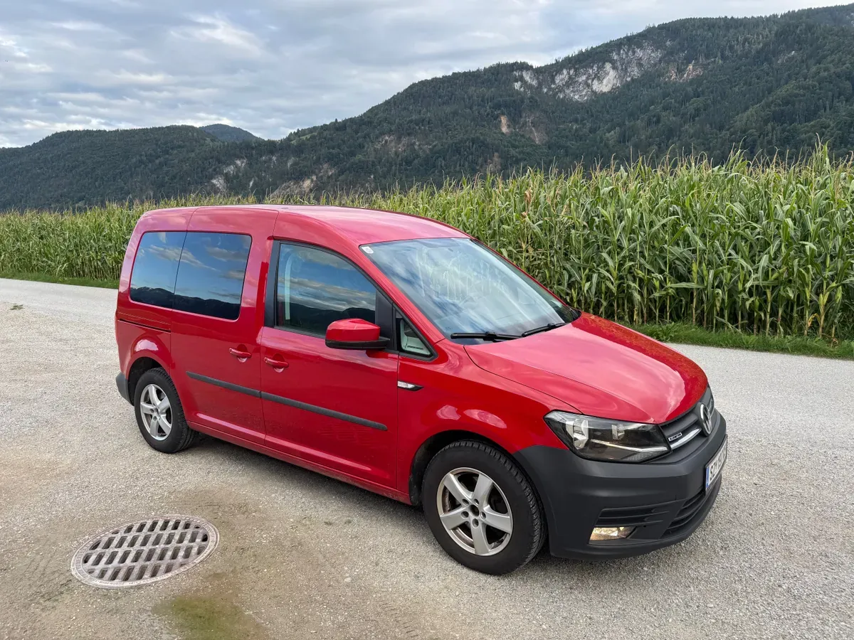 Volkswagen Caddy 2016 photo 2