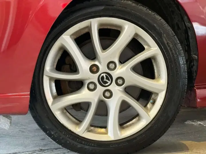 Mazda Mazda 5 2017 photo 2