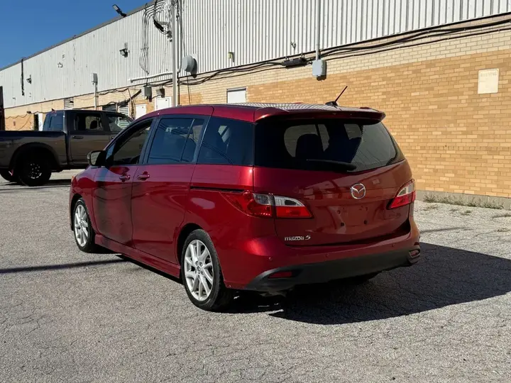 Mazda Mazda 5 2017 photo 4