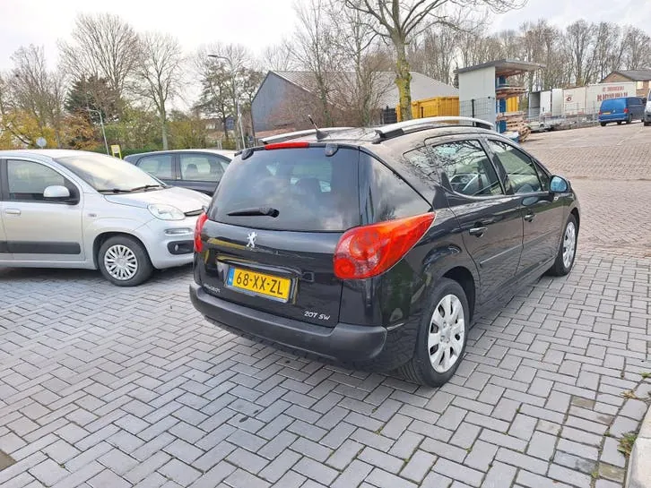 Peugeot 207 2007 photo 3