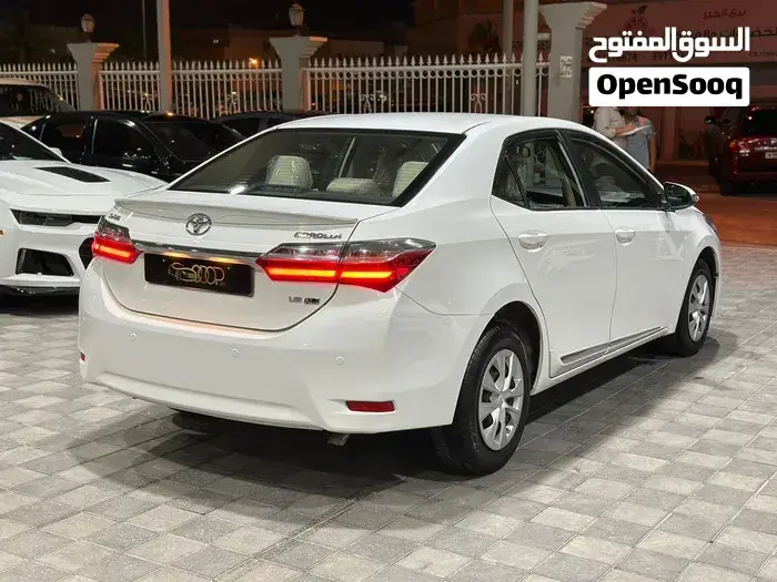 Toyota Corolla 2018 photo 2