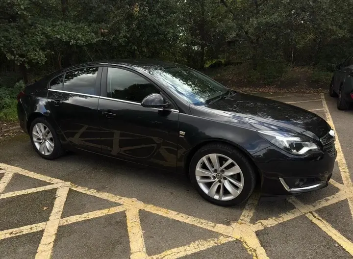 Vauxhall Insignia 2013 photo 5