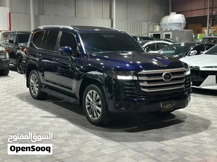 Toyota Land Cruiser 2022 photo 3