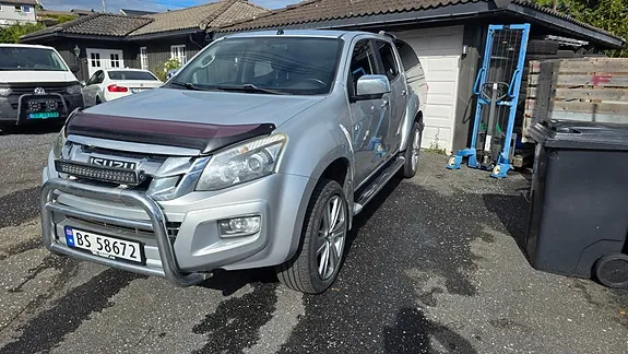 Isuzu D-Max 2013 photo 5