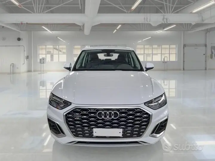 Audi Q5 Sportback 2023 photo 2