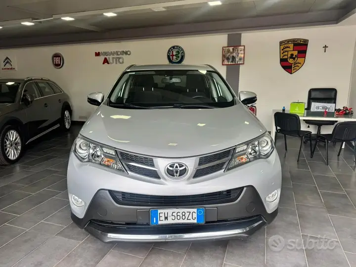 Toyota Rav4 2014 photo 4